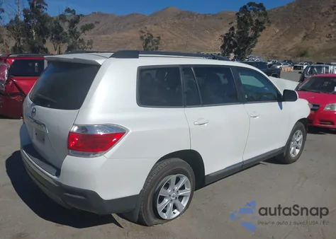 2011 Toyota Highlander Base V6 из США, поврежденный, VIN 5TDZK3EH8BS035600